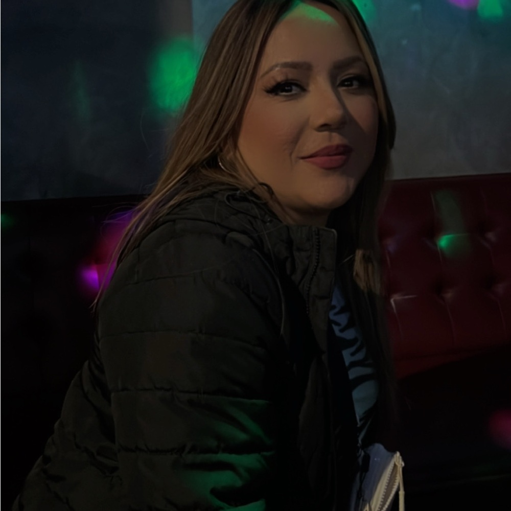 Meet your Posher, Liz